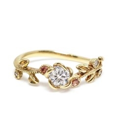 Elegant and exquisite ring